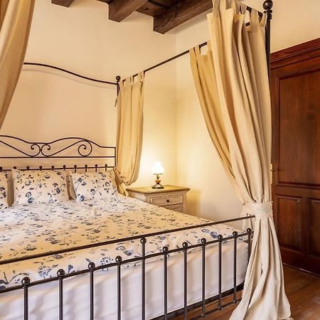 Casa Schmidt Hotel Crit Bagian luar foto