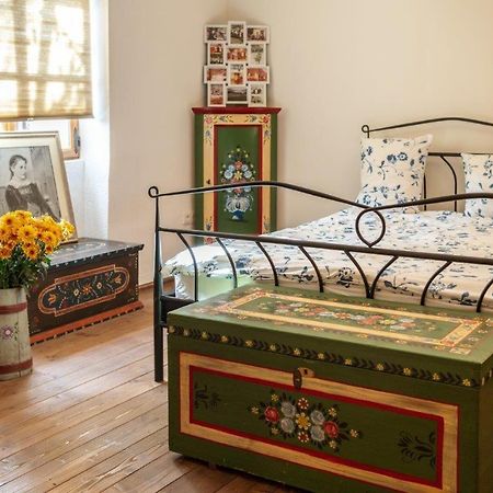 Casa Schmidt Hotel Crit Bagian luar foto