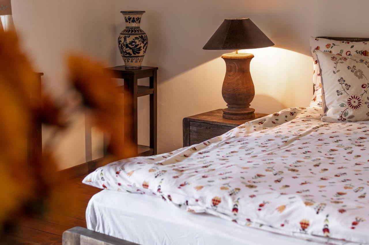 Casa Schmidt Hotel Crit Bagian luar foto