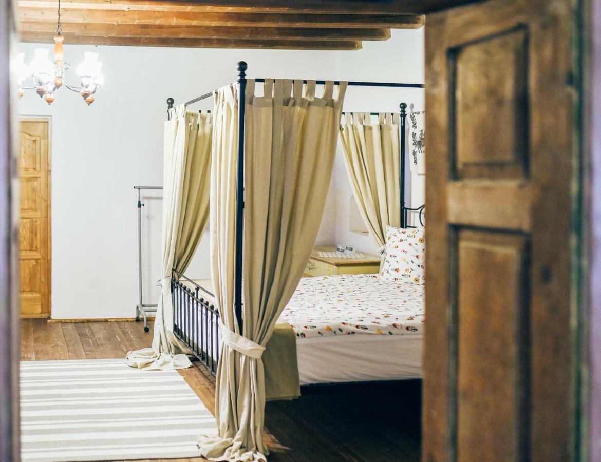 Casa Schmidt Hotel Crit Bagian luar foto